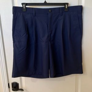 Callaway Men’s Navy Blue Golf Shorts Size 40